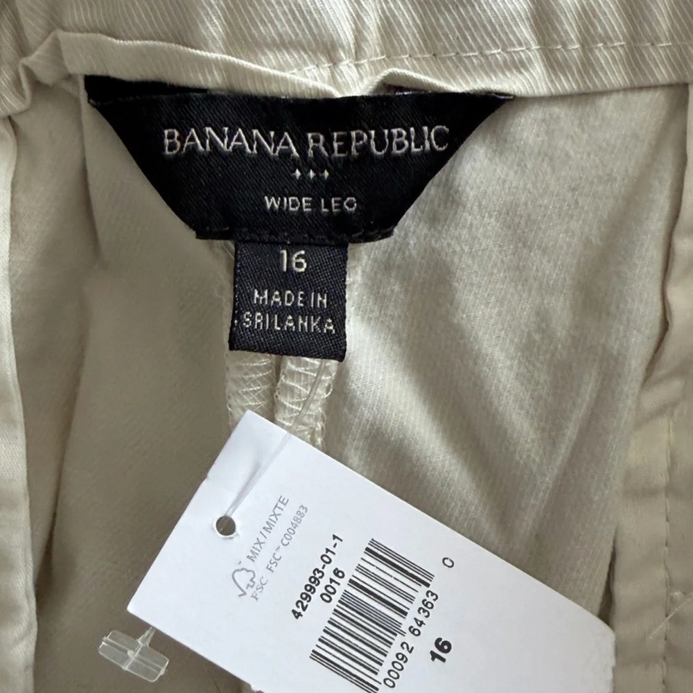 Banana Republic Women's Cream Straight Wide Leg Pants - Picture 2 of 9